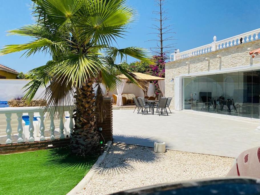 Dom wakacyjny Sunny Mijas With Large Pool Free Parking Malaga